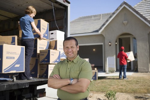 Removal van service for homes in Belsize Park
